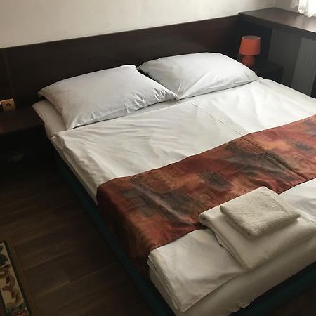 Harrys City Motel Komárno Exteriér fotografie