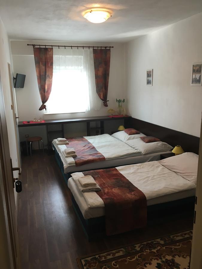 Harrys City Motel Komárno Exteriér fotografie